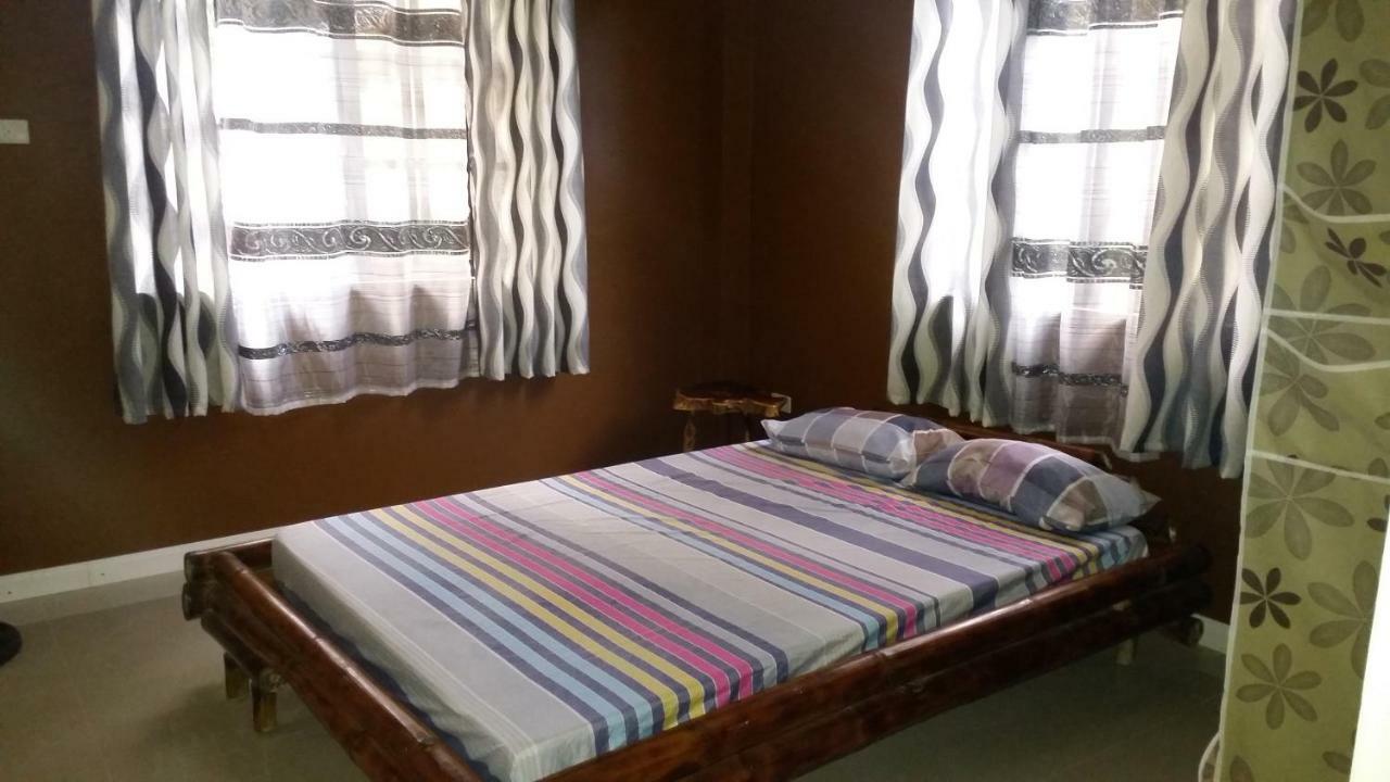 Bed and Breakfast House Of The Rising Sun Ibajay Esterno foto